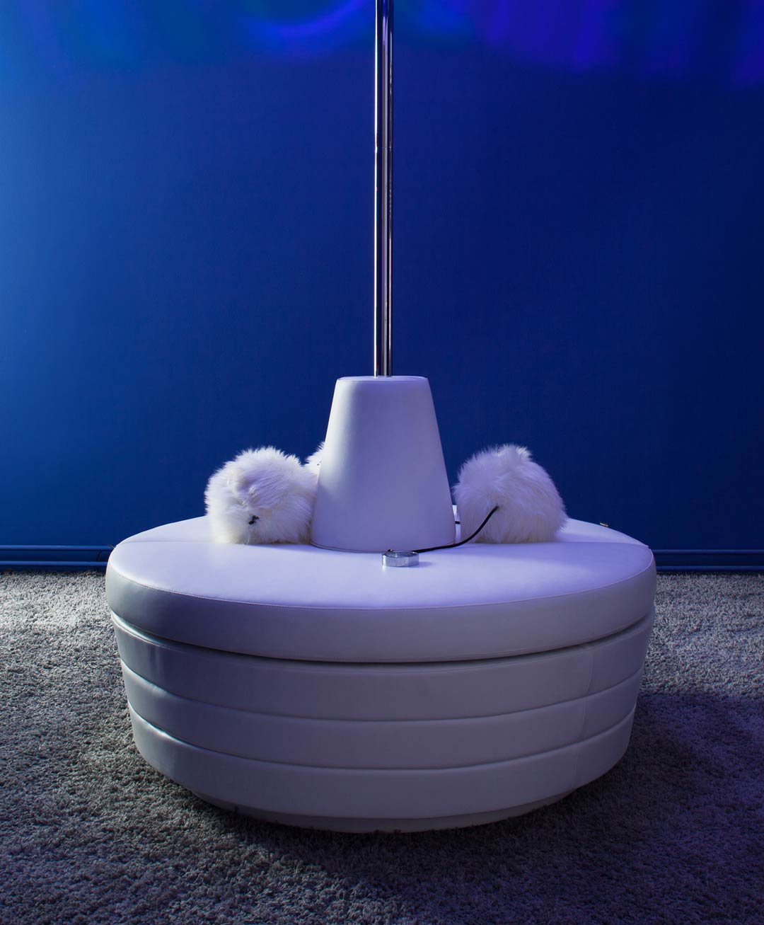 Coquette Odette Coquette Odette white leather sette and glass gogo dance stage with strip pole
